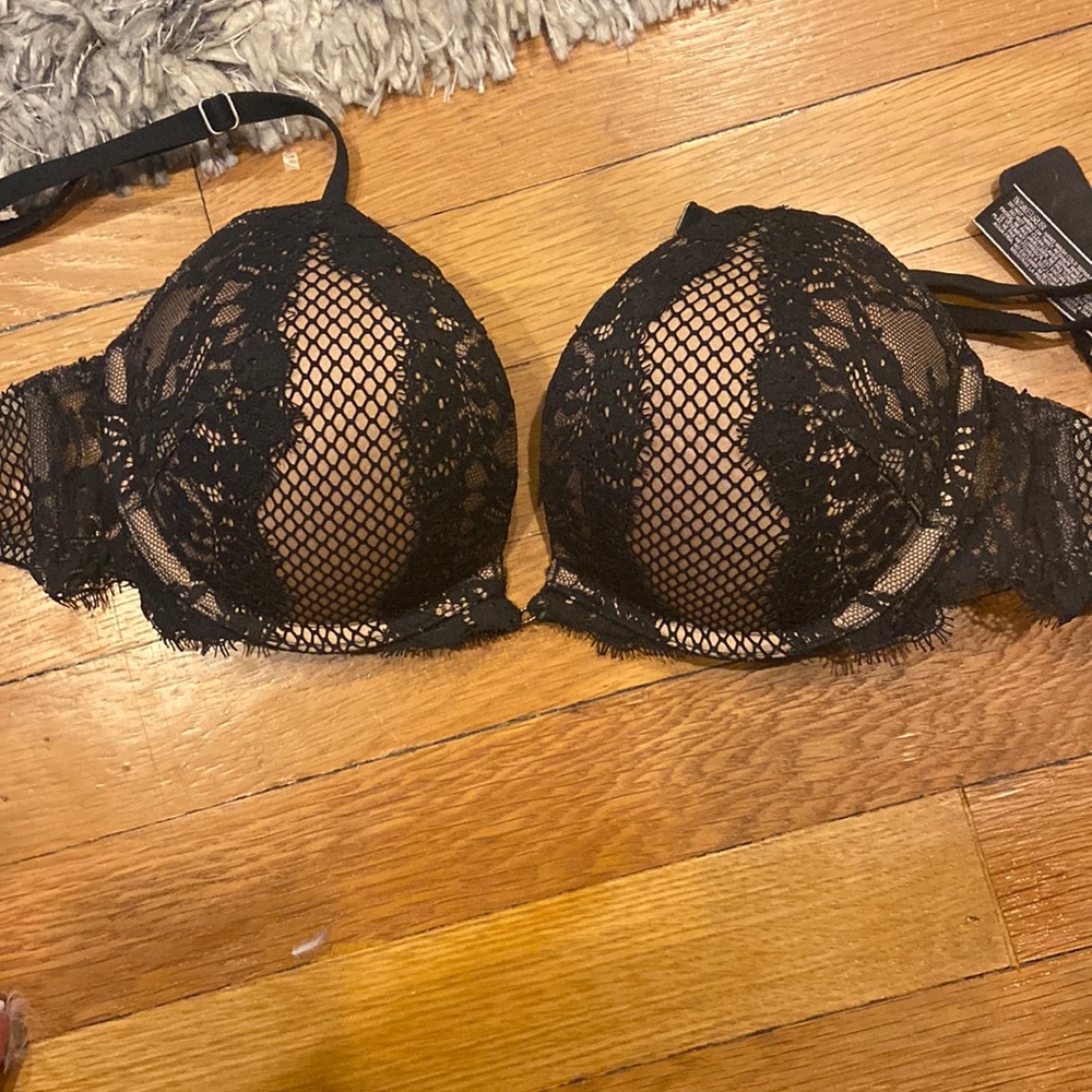 Victoria’s Secret Bombshell Bra